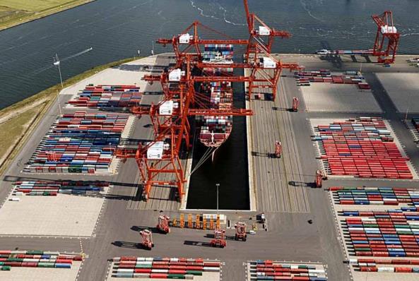 日本政府收購日本橫濱港、川崎港港口控股權